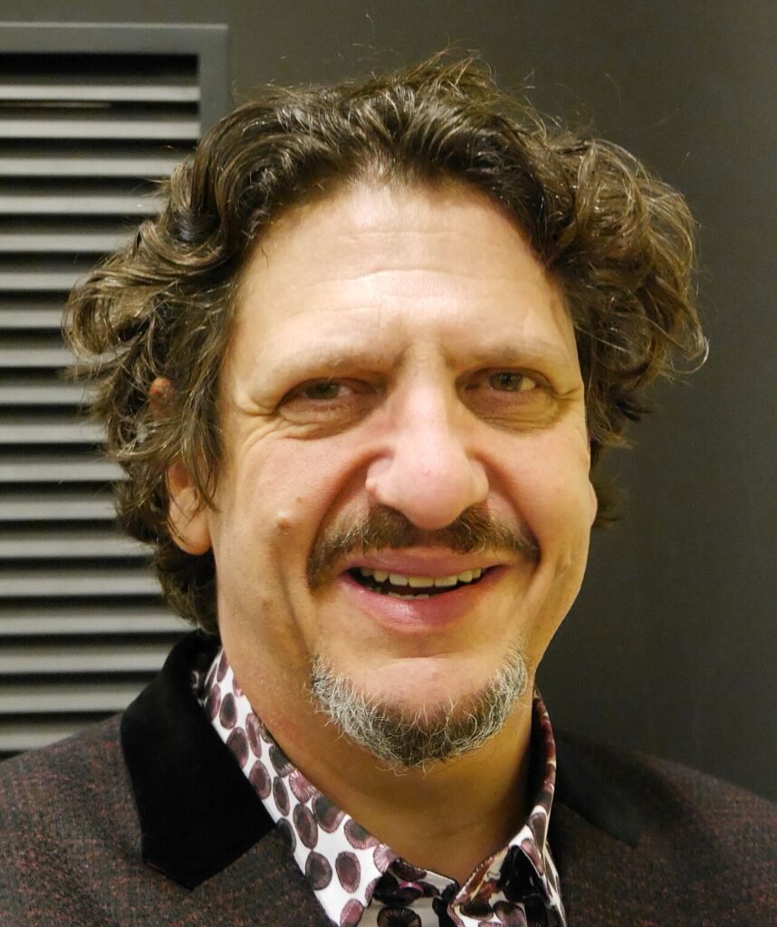 Retrato de Jay Rayner